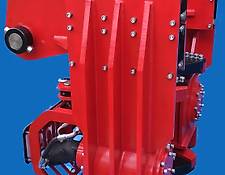 Finaros vibratory pile driver